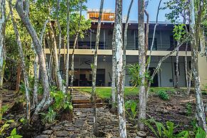 Casa Relaxo Waterfront Villa with Private Dock in Bacalar Lagoon