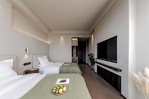 Dali Qingmai Seaview Resort