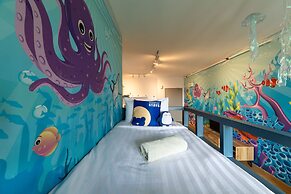 MayaBay Residence by Sleepy Bear