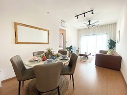 MayaBay Residence by Sleepy Bear