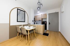 MayaBay Residence by Sleepy Bear