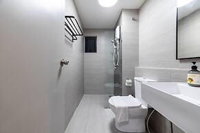 MayaBay Residence by Sleepy Bear