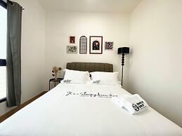 MayaBay Residence by Sleepy Bear