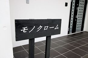 Monochrome