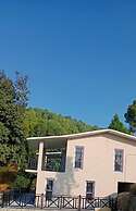 White Hills Cottage