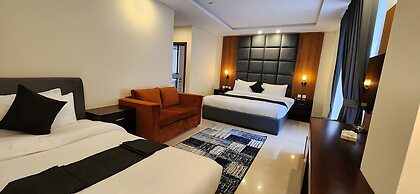 Pinemont Hotel