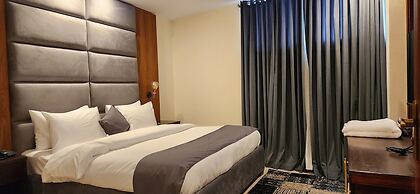 Pinemont Hotel