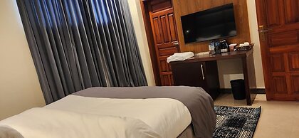 Pinemont Hotel