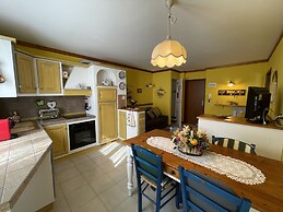 072 Trilocale Giustino