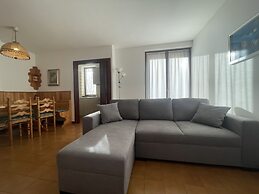 035 Trilocale Giustino