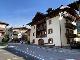 032 Luminosa Mansarda Pinzolo