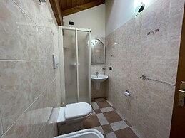 032 Luminosa Mansarda Pinzolo