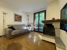 026 Bilocale con Caminetto Giustino
