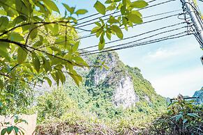 Trang An Freedom Hood