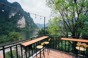 Trang An Freedom Hood