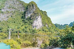Trang An Freedom Hood
