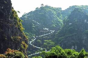 Trang An Freedom Hood