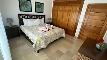 Penthouse With Rooftop and Pool & Beach Access