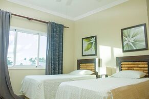 Penthouse With Rooftop and Pool & Beach Access