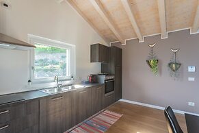 Blooms by the Lake by Rent all Como