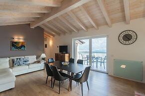 Blooms by the Lake by Rent all Como