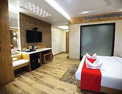 Royal Galaxy Hotel