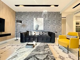 C Living - Premium 3 Bedroom - AQIQ