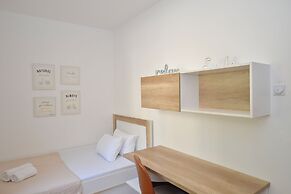HOUSE 44 Apartments