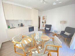 HOUSE 44 Apartments