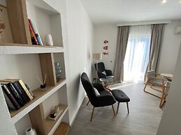 HOUSE 44 Apartments