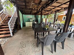 The Leisure Cave Arambol Goa