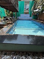 The Leisure Cave Arambol Goa
