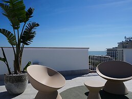 HOTEL REGAL
