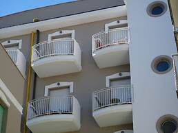 HOTEL REGAL