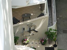 HOTEL REGAL