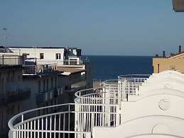 HOTEL REGAL