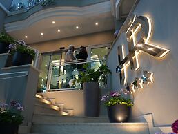 HOTEL REGAL