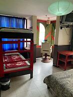 Hostal Flying Donkey