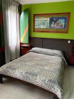 Hostal Flying Donkey