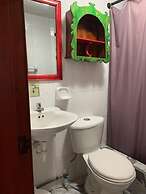 Hostal Flying Donkey