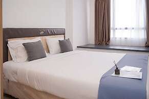 Modern Style and Homey Studio Apartment Collins Boulevard