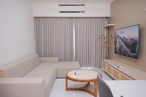 Comfortable and Best View 3BR Apartment Sky House BSD