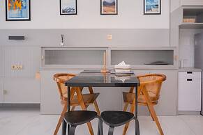 Spacious & Elegant 3BR Apartment at Sky House BSD