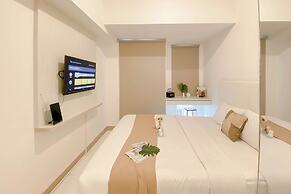 Comfy Studio at 9th Floor Tokyo Riverside PIK 2 Apartment