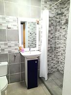 Tropicana Holiday Apartments