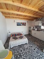 Tropicana Holiday Apartments