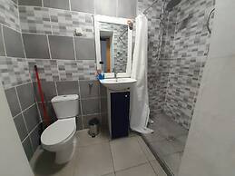Tropicana Holiday Apartments
