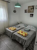 Tropicana Holiday Apartments