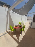 Tropicana Holiday Apartments