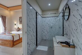 Kelingking Garden Villa
